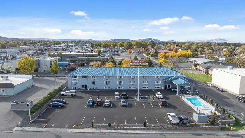 Kennewick Inn & Suites Tri Cities - Image 1