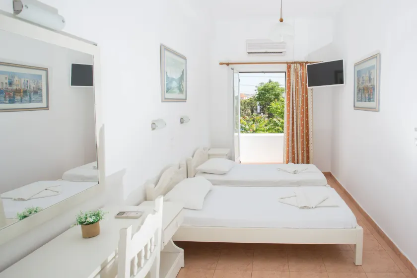 Louiza Hotel - Image 1