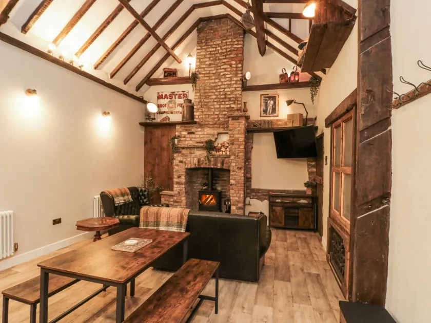 Dotty's Den - Image 1