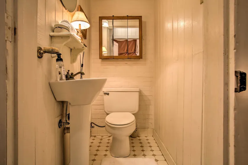 Historic Baton Rouge Vacation Rental: 6 Mi to LSU! - Innvendig