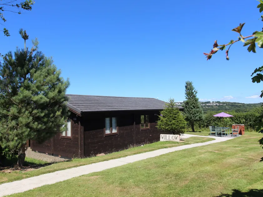 Willow Lodge - Image 1