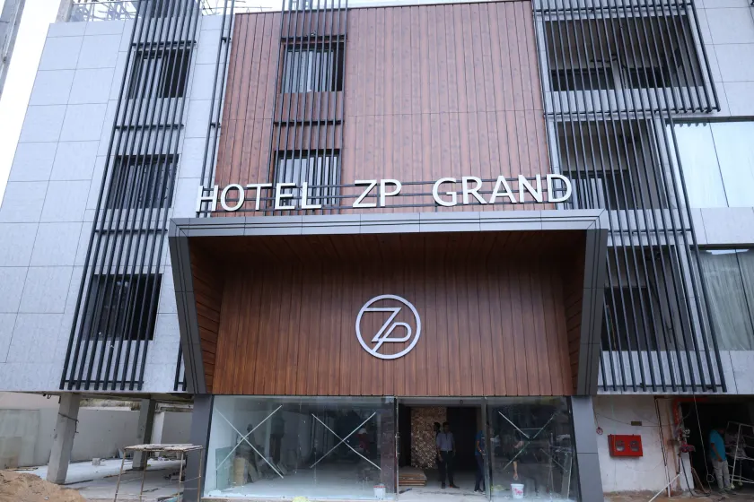 Hotel ZP Grand - Image 1