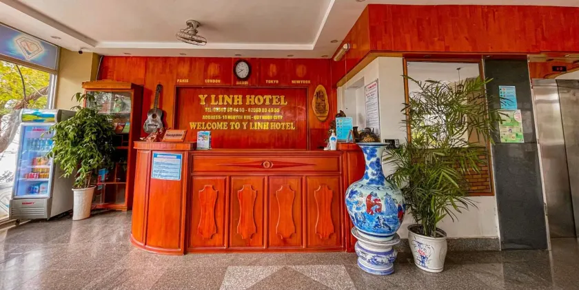 Y Linh Hotel - Lobby
