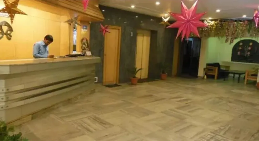 Hotel Reliance - Lobby