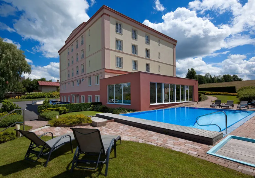 Francis Palace - Image 1
