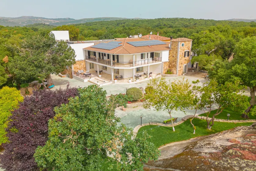 Paghe Eco Luxury Experience - Image 1