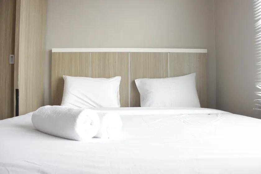 Simply 1BR Apartment at Stanford Jatinangor By Travelio - Image 1