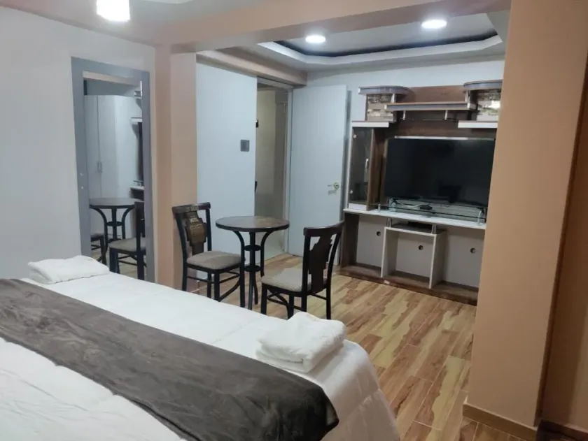 LOS INKAS HOTEL HUARAZ  - Værelse