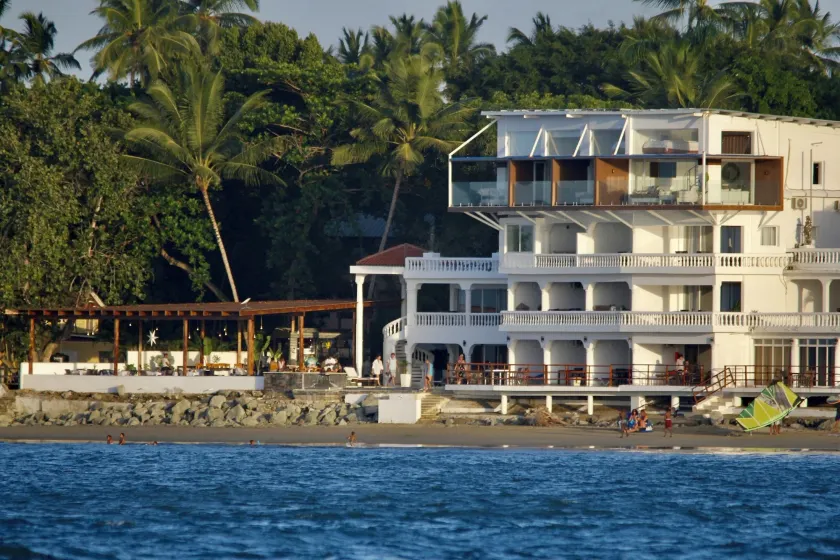 ultra infinity hotel - Image 1