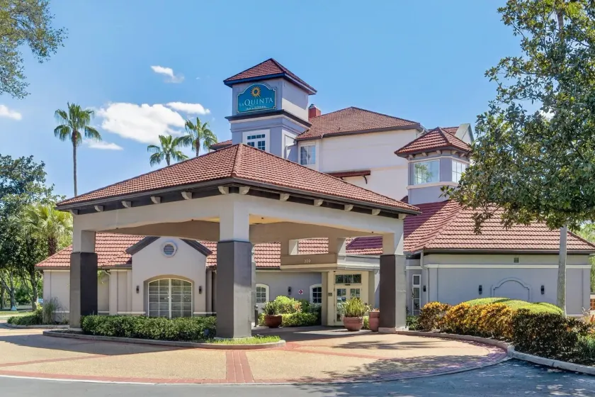 La Quinta by Wyndham Tampa Brandon Regency Park - Image 1