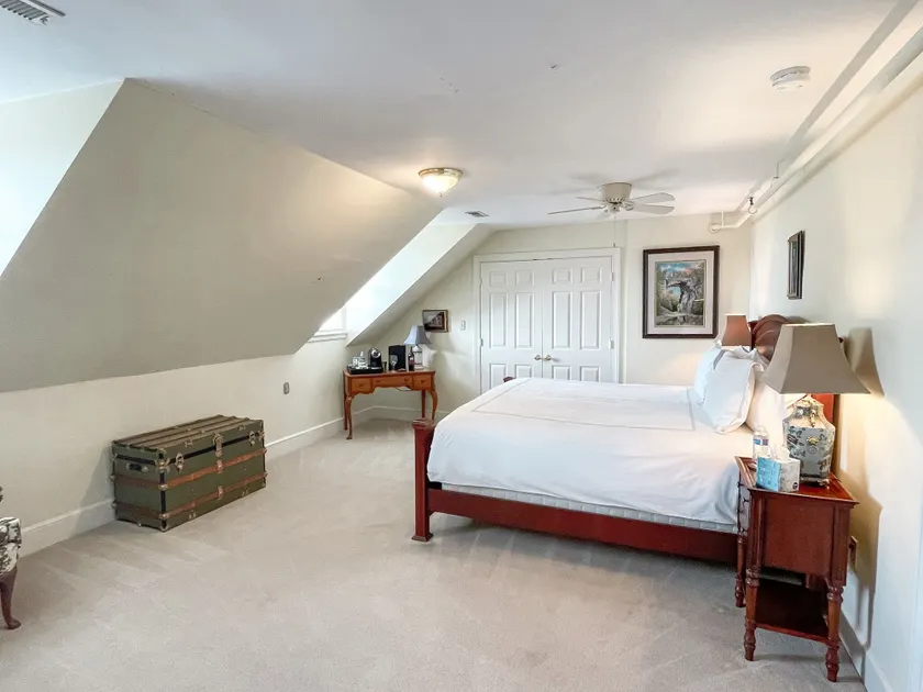 Abigail Inn - Image 1