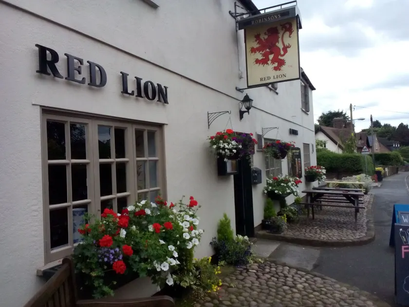Red Lion Inn - Image 1