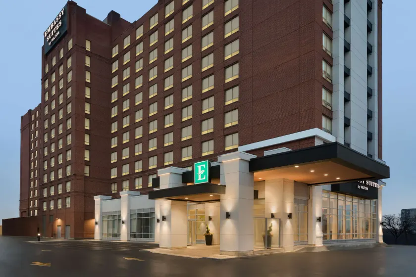 Embassy Suites by Hilton Toronto Airport - Image 1