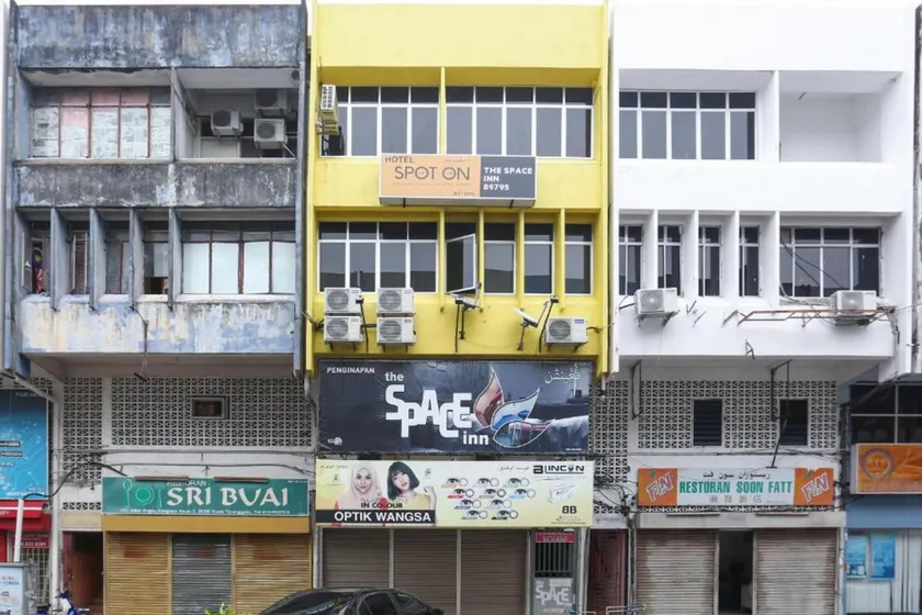 Hotel O The Space Inn - Image 1