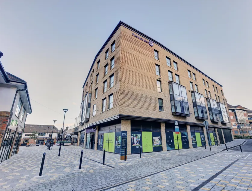 Premier Inn Horsham Town Centre - Image 1