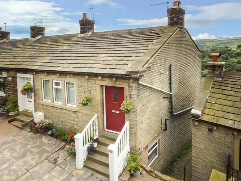 Ginnel Corner - Image 1