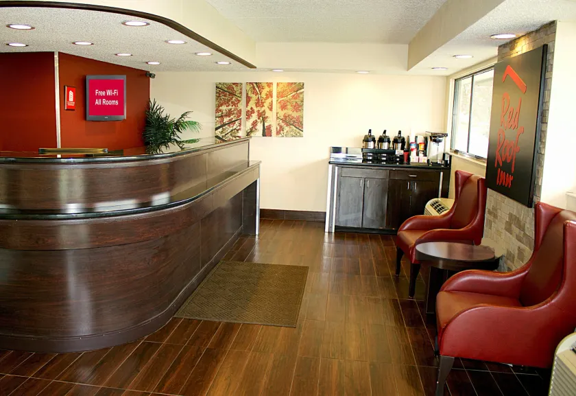 Red Roof Inn Michigan City - Image 1