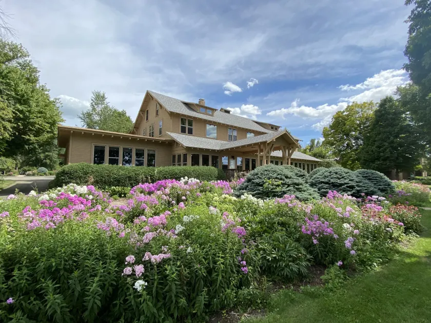 Peters Sunset Beach Resort and Golf - Image 1
