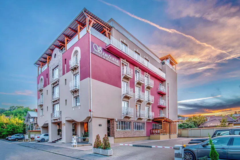 Simfonia Boutique Hotel - Image 1
