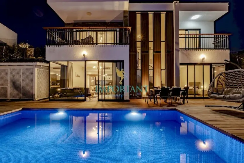 Farilya Villas by Important Group Travel - Image 1