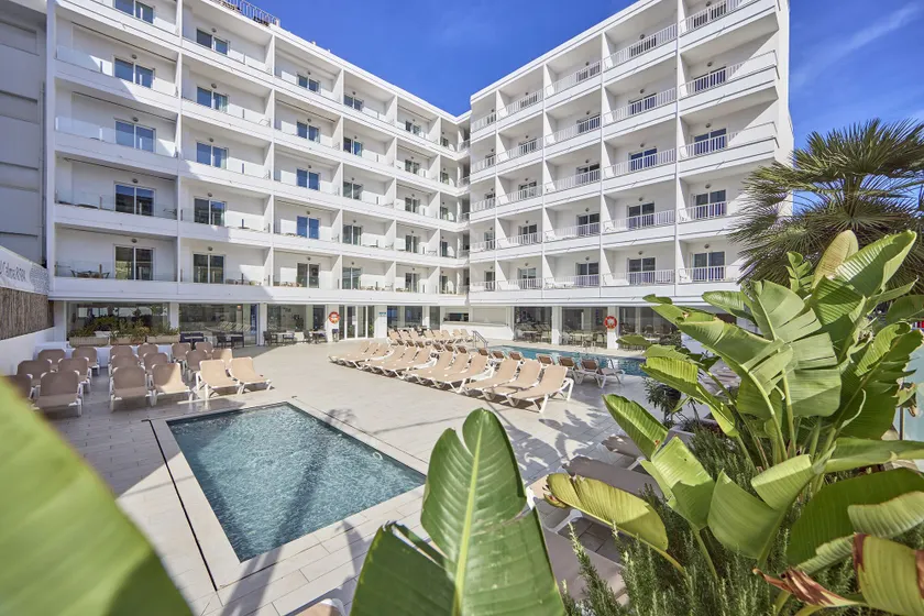 Hotel Ilusion Calma & Spa - Image 1