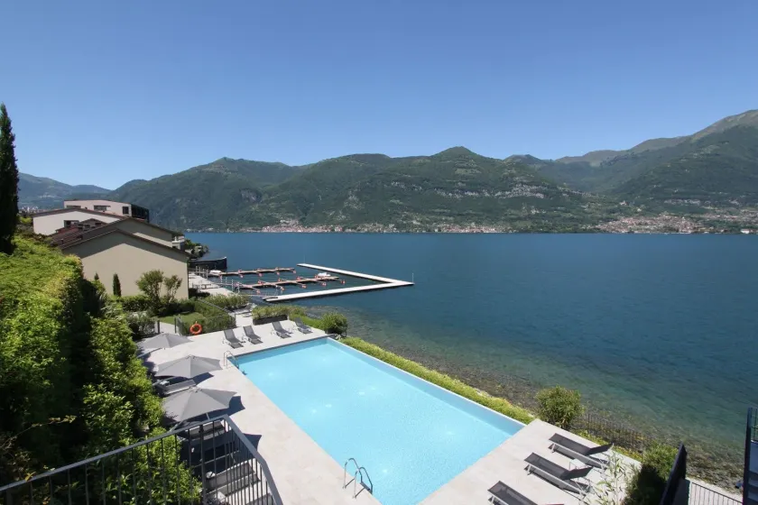 Bellagio Lake Resort Luxury Apartment - Image 1