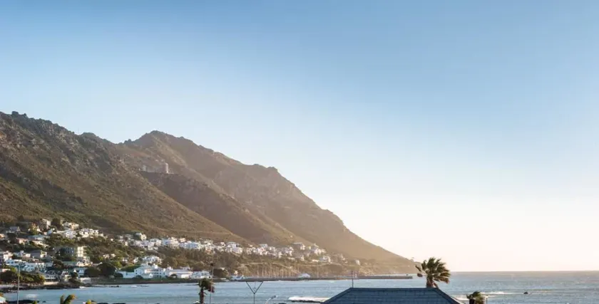 Seaside Apartment - Image 1