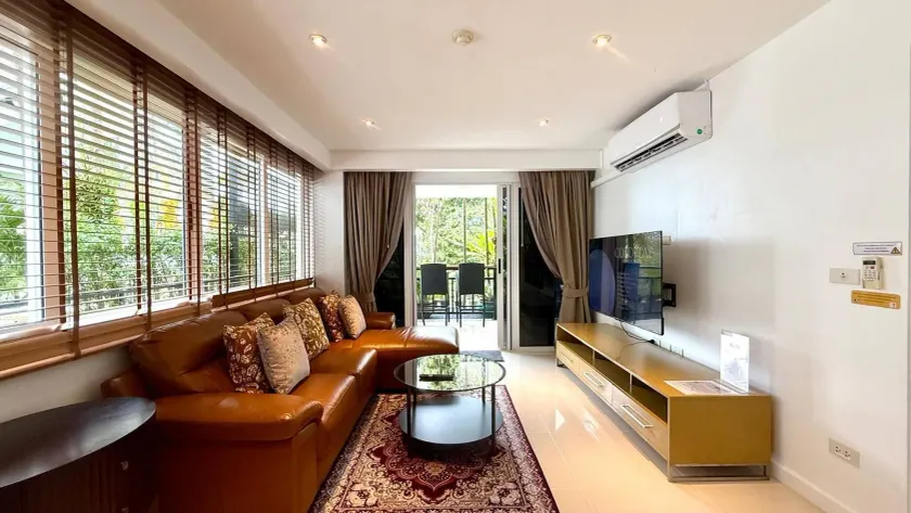 B11 Sunset Plaza Partial Seaview 1 Bedroom 1 Bathroom With Large Jaguzzi - Image 1