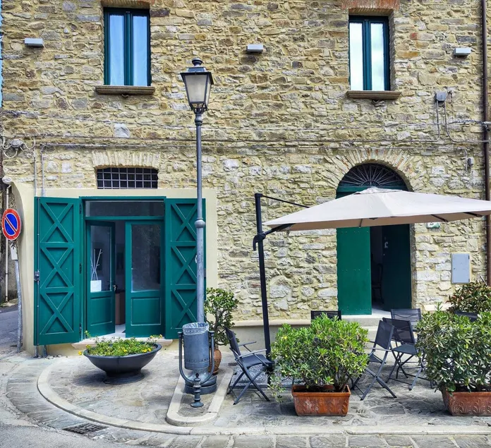 Il Palazzetto - Image 1