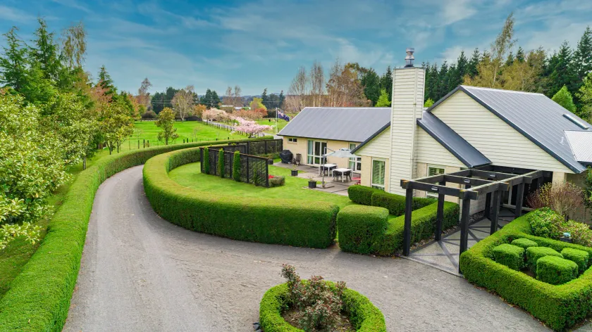 Ruapehu Country Lodge - Image 1