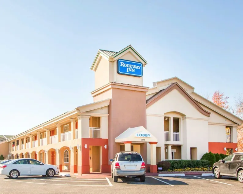 Rodeway Inn Mount Laurel Hwy 73 - Image 1