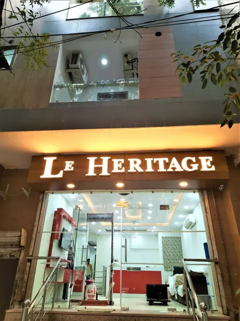 Hotel Le Heritage - Image 1