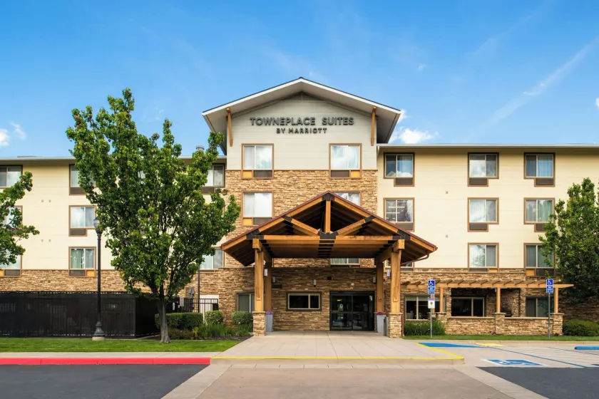 TownePlace Suites Redding - Image 1