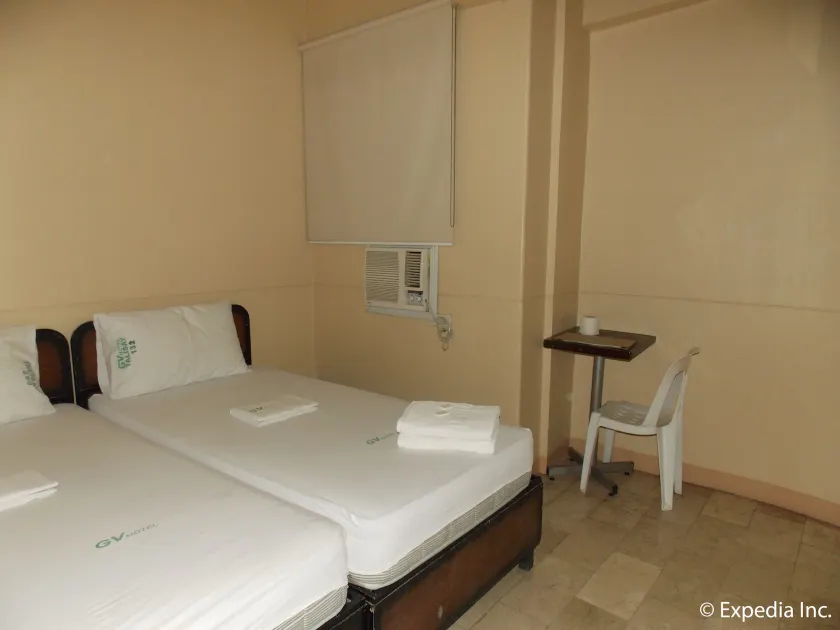 GV Hotel - Talisay City - Image 1