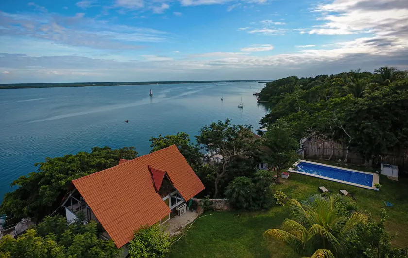 Seven Blue House Village & Lodge - Image 1