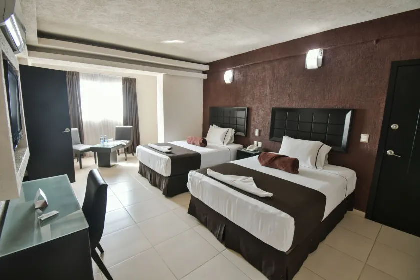 Hotel Portonovo Plaza Centro - Image 1