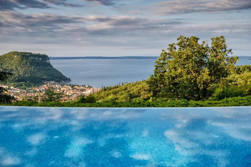 Madrigale Panoramic Lifestyle & Soulful Hotel - Image 1