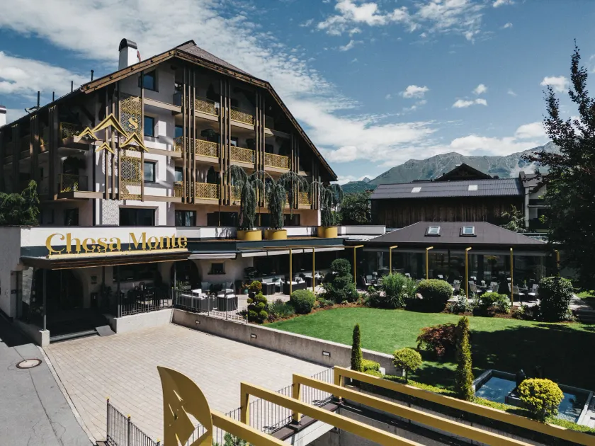 Hotel Chesa Monte 4Sterne Superior - Image 1