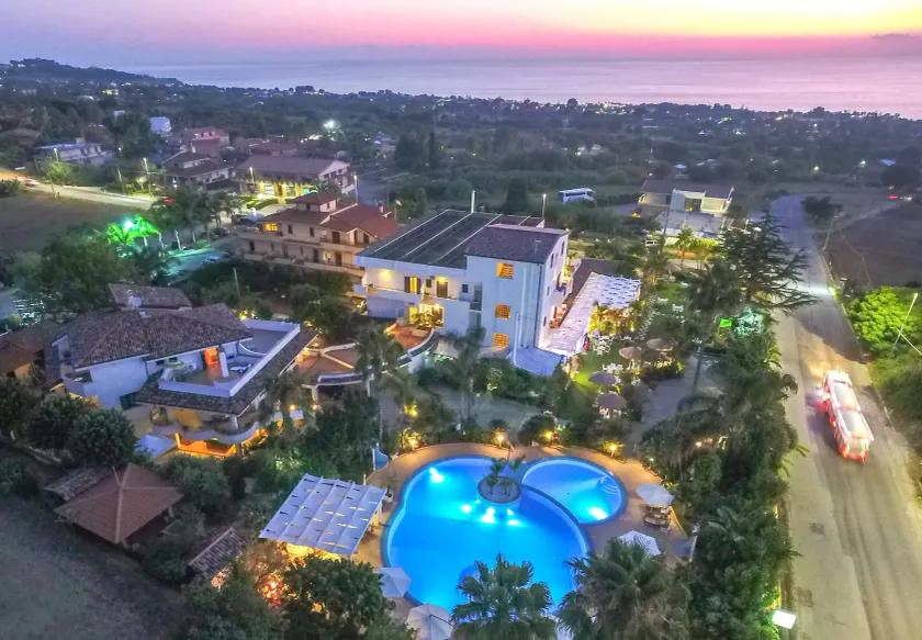 La Bussola Hotel Calabria - Image 1