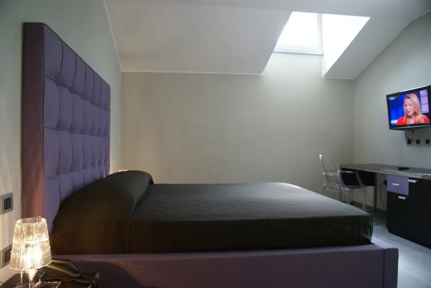 Blue Hotel - Image 1