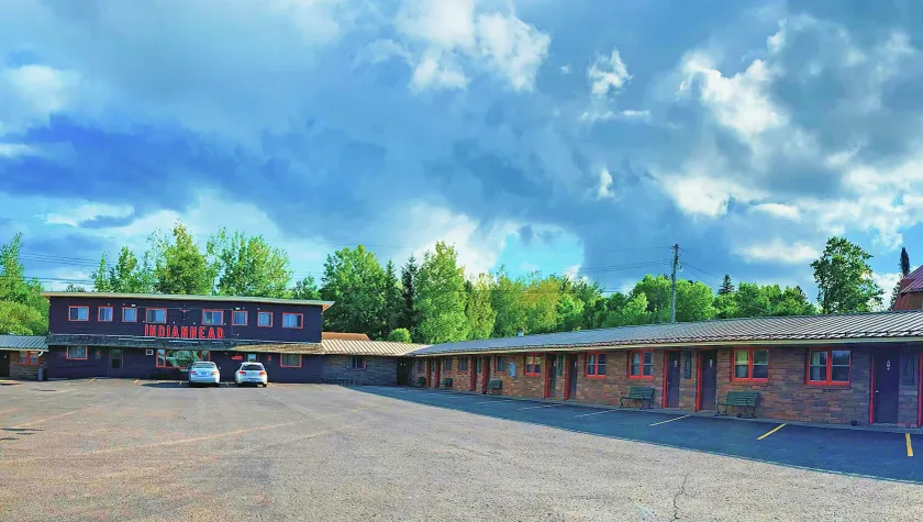 Indianhead Ironwood Hotel - Image 1