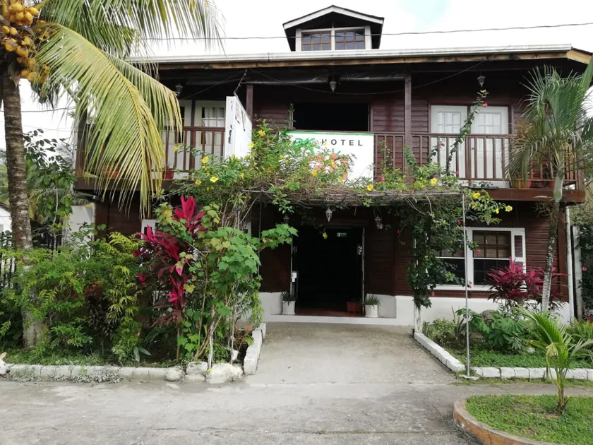 Hotel Gil Resort - Image 1