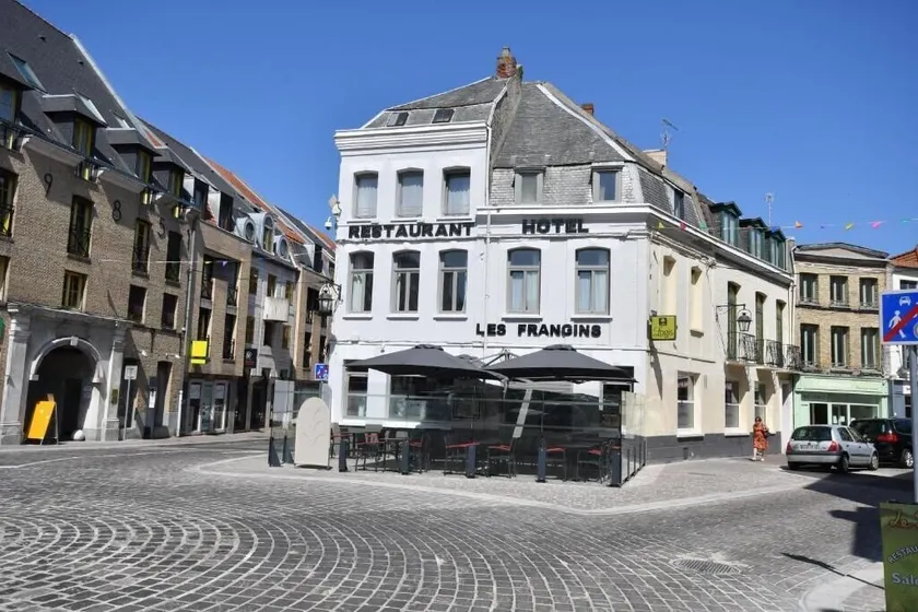 Hôtel Les Frangins - Image 1