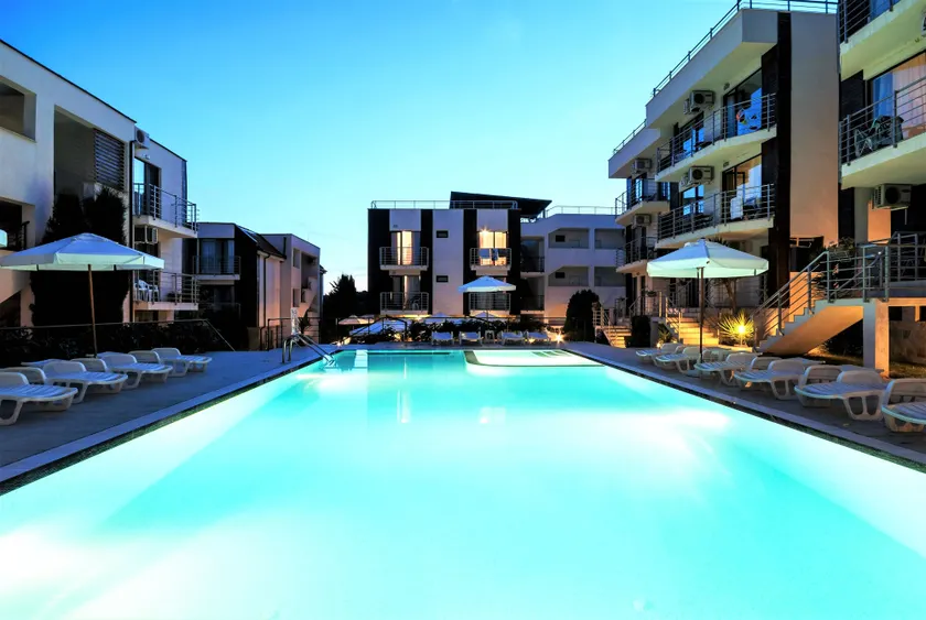 New Line Village Apartments - Image 1