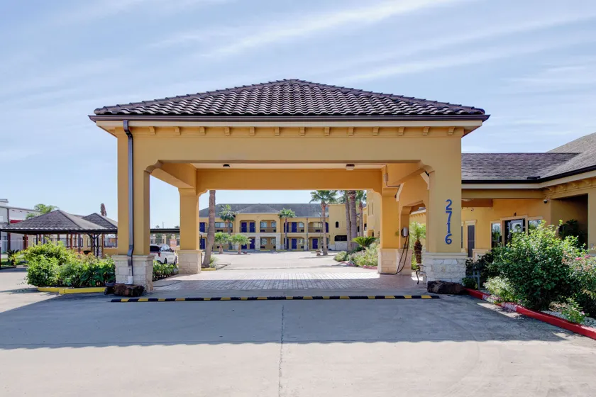 Weslaco Inn by Capital O Near Mercedes - Image 1
