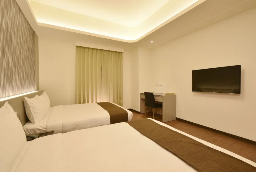 Hedu Hotel - Image 1