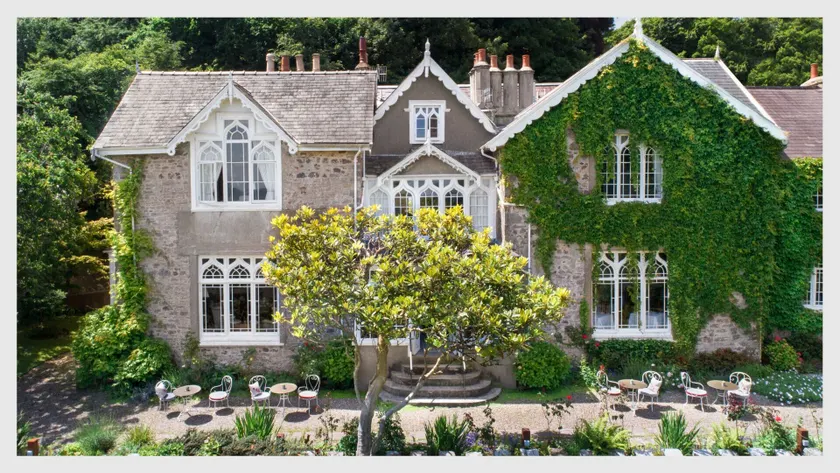 Penally Abbey Country House Hotel and Restaurant - Image 1