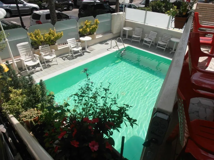 Hotel Arno - Image 1