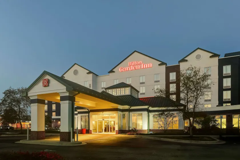Hilton Garden Inn Indianapolis Airport - Image 1