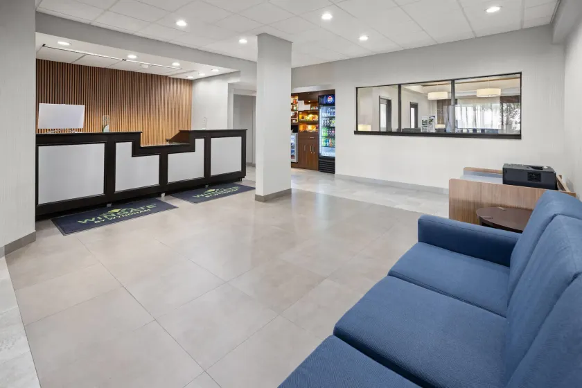 Wingate by Wyndham Buckhannon - Lobby